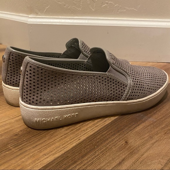 Adorable Taupe/Gray Michael Kors Perforated Suede - Picture 4 of 6